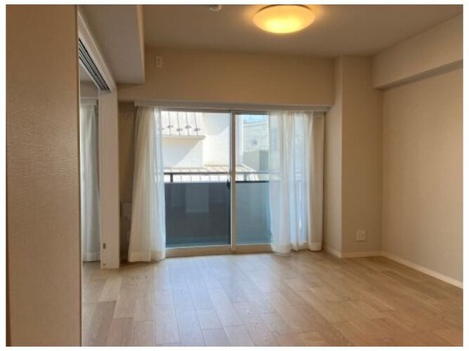 一人ひとりの理想の住まい。実現して頂くためにシンプルなデザインの空間に仕上げました。 一人ひとりの理想の住まい。実現して頂くためにシンプルなデザインの空間に仕上げました。