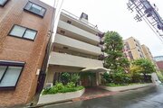流行に左右されず、将来にわたって価値が継続する「上質」な佇まい。 流行に左右されず、将来にわたって価値が継続する「上質」な佇まい。