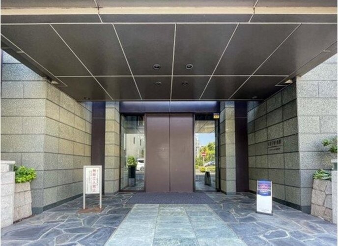 エントランス エントランス