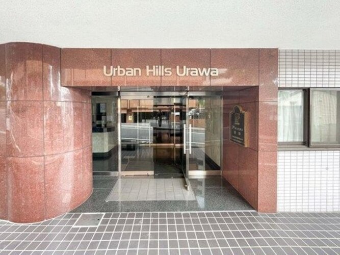 エントランス エントランス