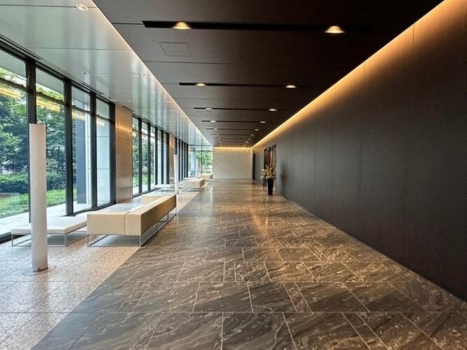 エントランス エントランス