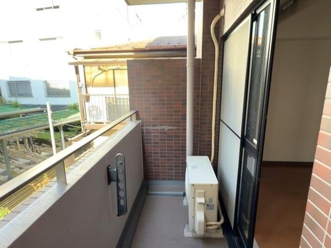 バルコニー バルコニー