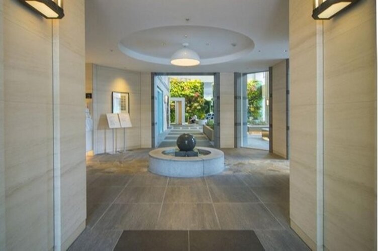 エントランス エントランス