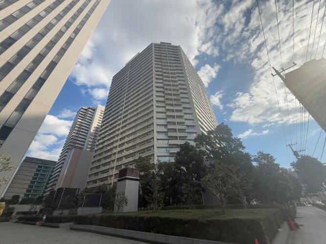 りんかい線 「品川シーサイド」駅まで徒歩4分