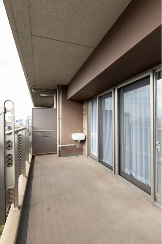 バルコニー バルコニー