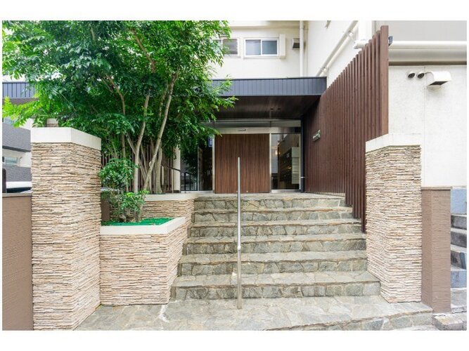 めまぐるしく過ぎ行く日々の中でゆったりとした休息と癒しを提供してくれる空間がここから始まります。