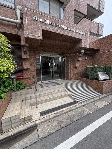 エントランス エントランス