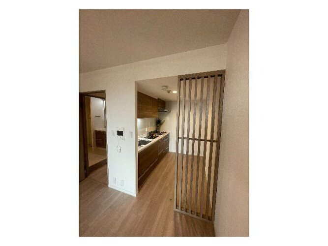 暮らしの中で輝き続けるキッチン。日々の調理を快適にサポート。あなたの暮らしに寄り添うキッチンです。 暮らしの中で輝き続けるキッチン。日々の調理を快適にサポート。あなたの暮らしに寄り添うキッチンです。