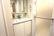 洗面所　＊三面ミラーキャビネット＊