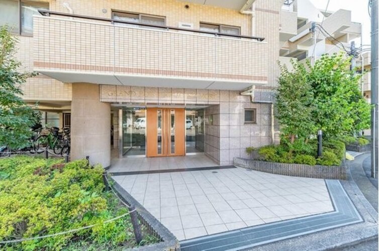 エントランス エントランス