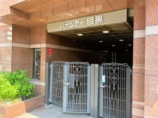 エントランス エントランス