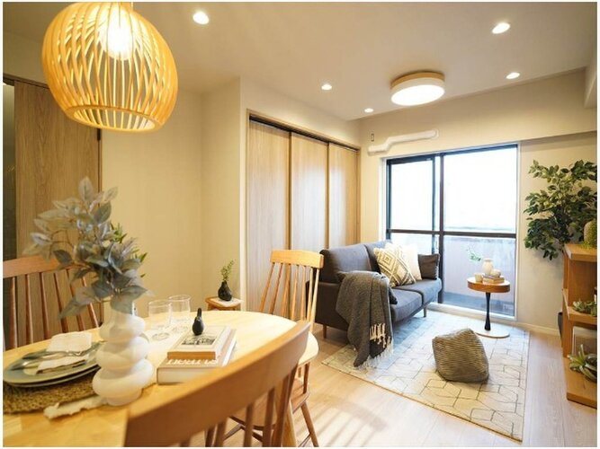 爽やかな風がそよぐ光に溢れた空間。清々しい気持ちになるお部屋です。