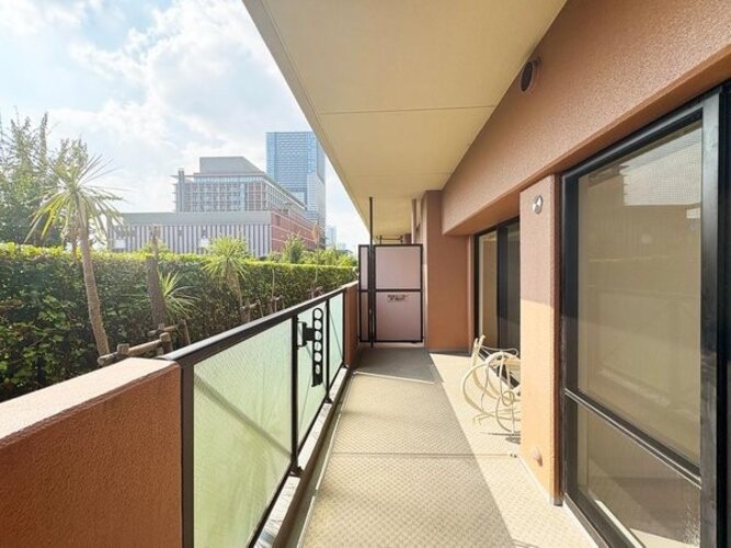 バルコニー バルコニー