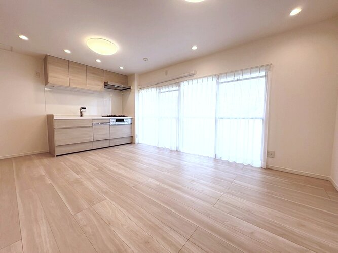 LDK 約10.7帖 LDK 約10.7帖