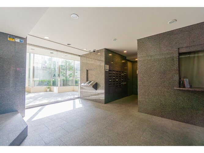 めまぐるしく過ぎ行く日々の中でゆったりとした休息と癒しを提供してくれる空間がここから始まります。 めまぐるしく過ぎ行く日々の中でゆったりとした休息と癒しを提供してくれる空間がここから始まります。