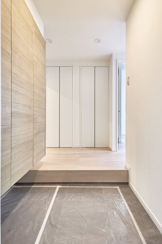 玄関　＊トールタイプの大容量下足入れつき＊