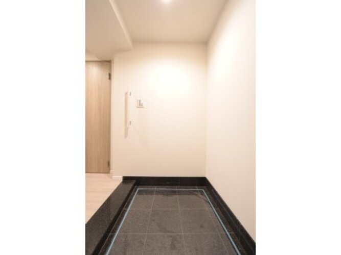 玄関:2023年4月撮影 玄関:2023年4月撮影