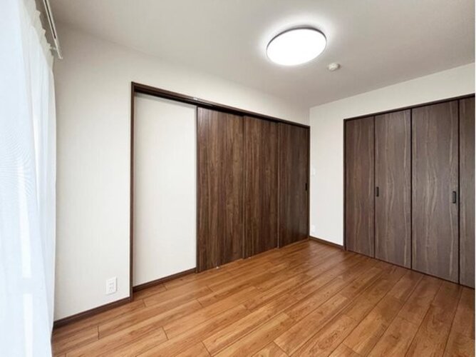 リビング以外の居室 リビング以外の居室