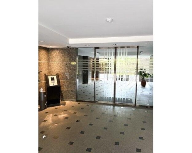 エントランス エントランス