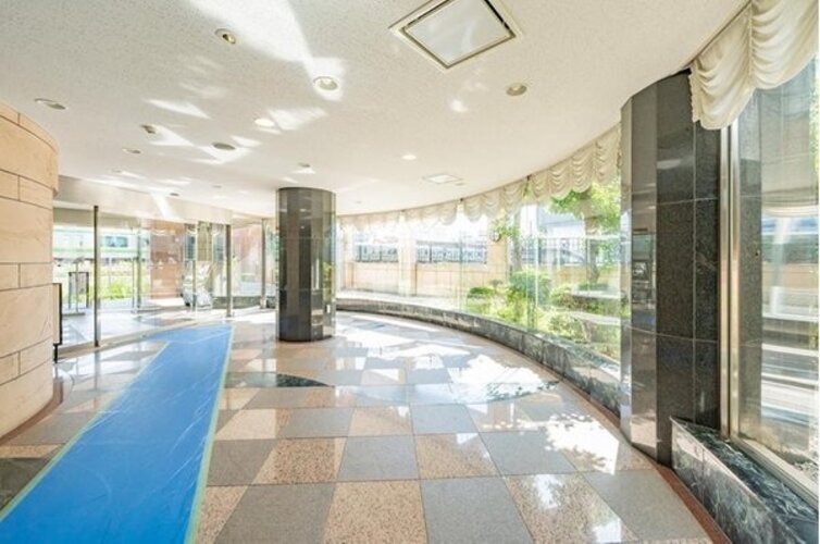 エントランス エントランス