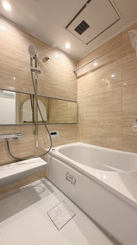 浴室　＊浴室乾燥・追い炊き機能付き＊