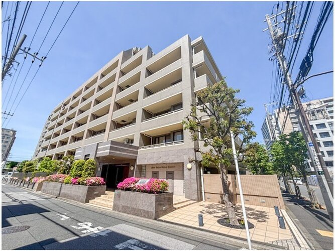 都営新宿線「船堀」駅徒歩5分、急行停車駅、新宿まで1本でアクセス可能! 都営新宿線「船堀」駅徒歩5分、急行停車駅、新宿まで1本でアクセス可能!