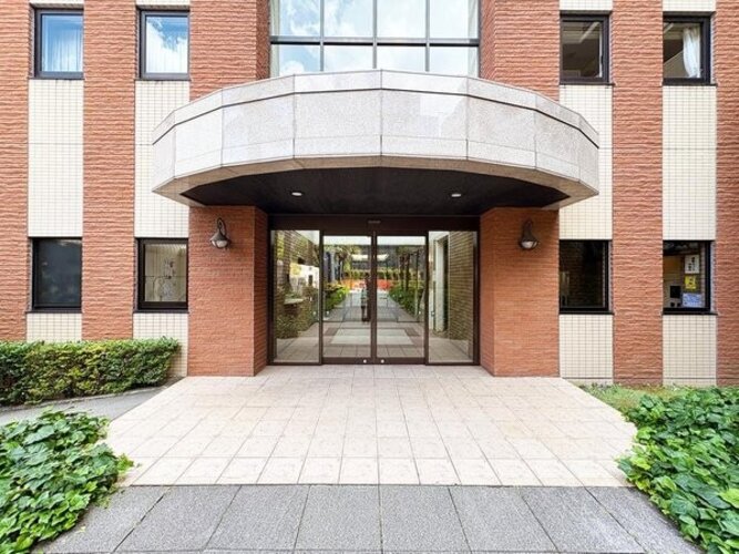 エントランス エントランス