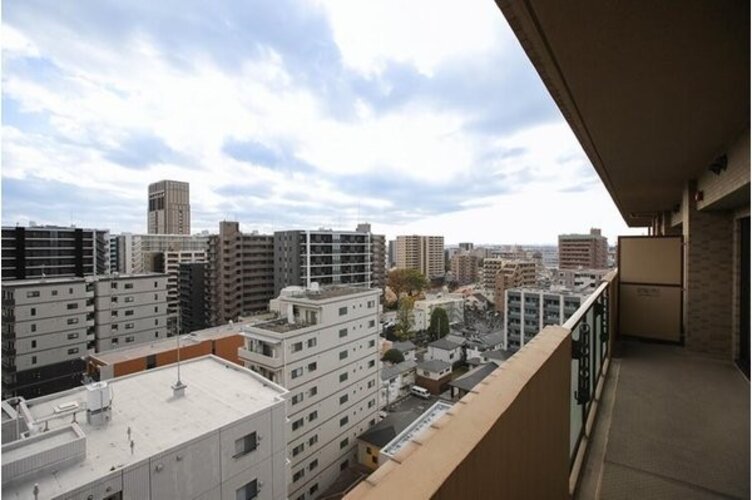 バルコニー バルコニー