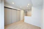 内装はシンプルに落ち着きのある空間にしています。ゆったりとしたひとときを過ごせそうです♪
