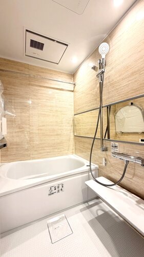 浴室　＊浴室乾燥・追い炊き機能付き＊