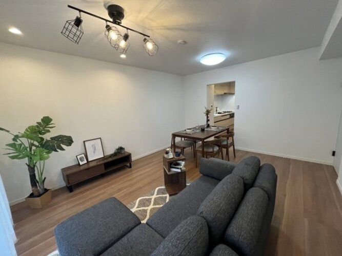 【居間・リビング】プロムナード桜台四番街８号棟 