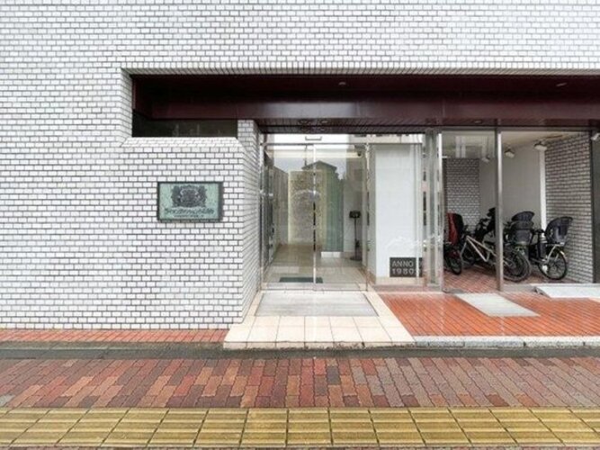 エントランス エントランス