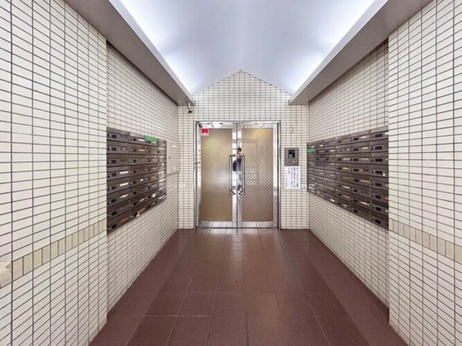 エントランス エントランス