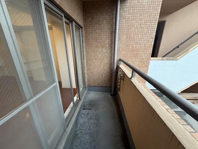 バルコニー バルコニー