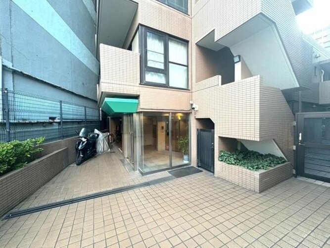 エントランス エントランス