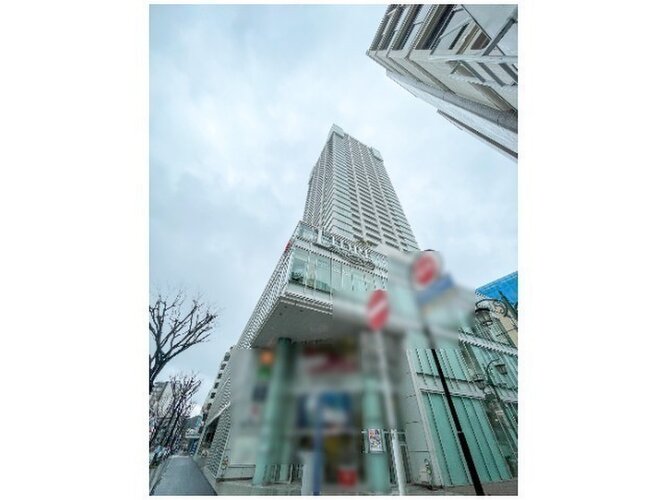 横須賀駅まで徒歩3分の立地に佇む商業施設一体型のタワーレジデンス!ペット飼育相談! 横須賀駅まで徒歩3分の立地に佇む商業施設一体型のタワーレジデンス!ペット飼育相談!