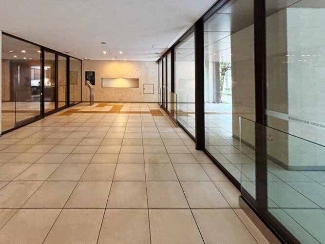 エントランス エントランス