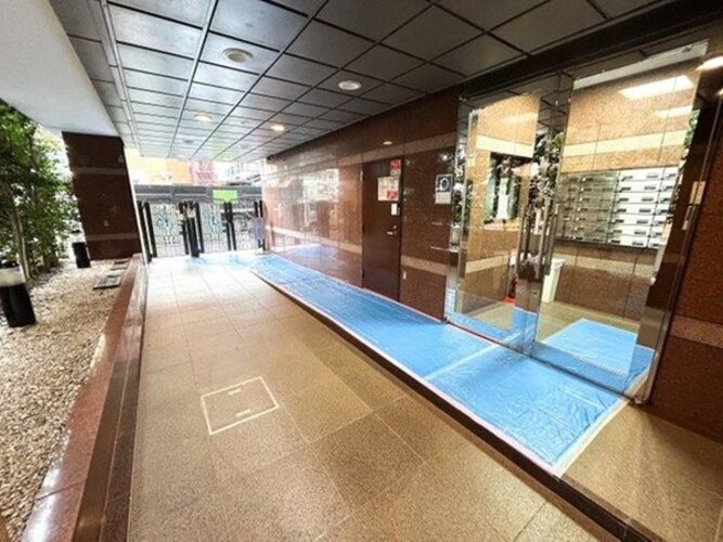 エントランス エントランス
