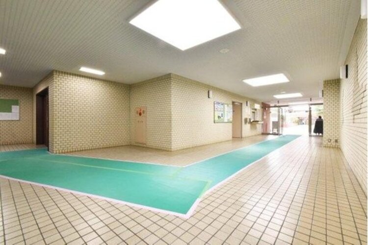 エントランス エントランス