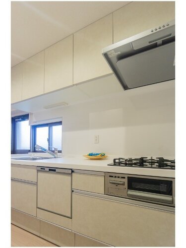 スムーズに作業でき、お手入れのことも考えられている、そんなキッチンスペースに仕上げました。