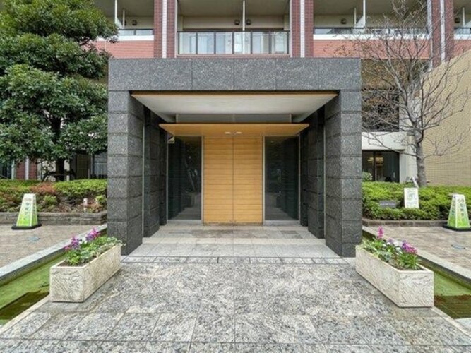 エントランス エントランス