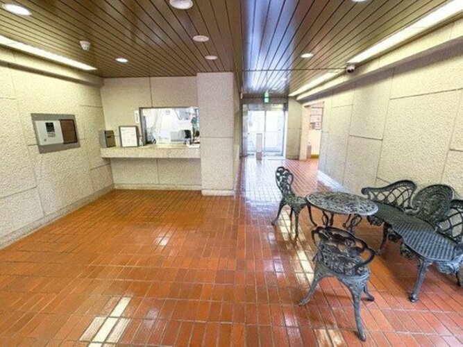 エントランス エントランス