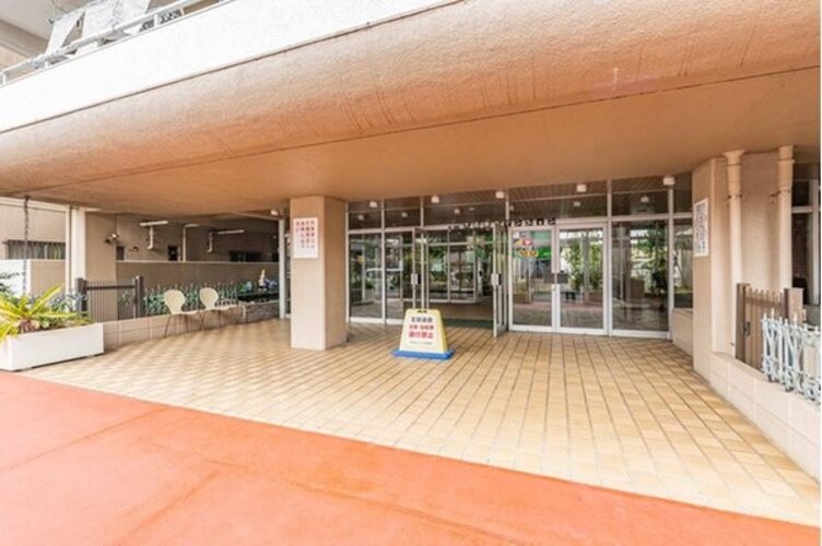 エントランス エントランス