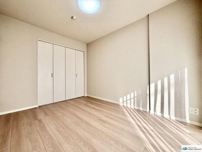 リビング以外の居室 リビング以外の居室