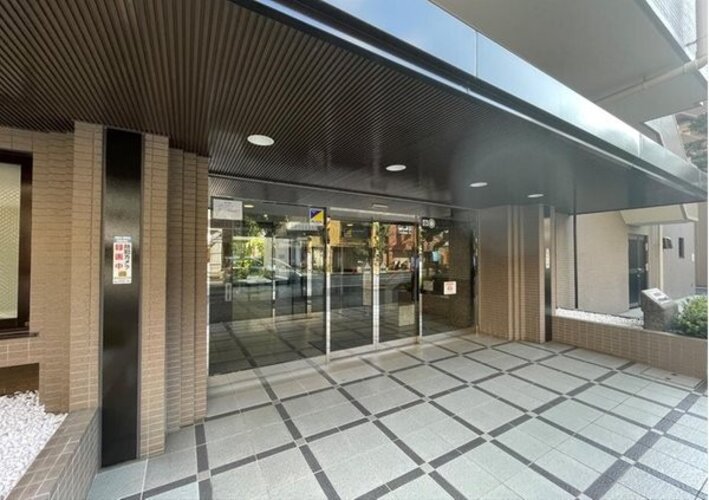 エントランス エントランス