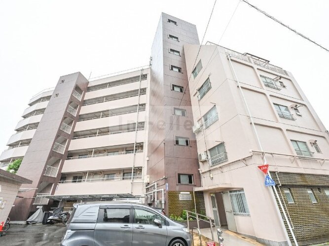 生麦駅まで徒歩7分。都市生活の利便性と充実感を得られる立地に佇んでいます。 生麦駅まで徒歩7分。都市生活の利便性と充実感を得られる立地に佇んでいます。