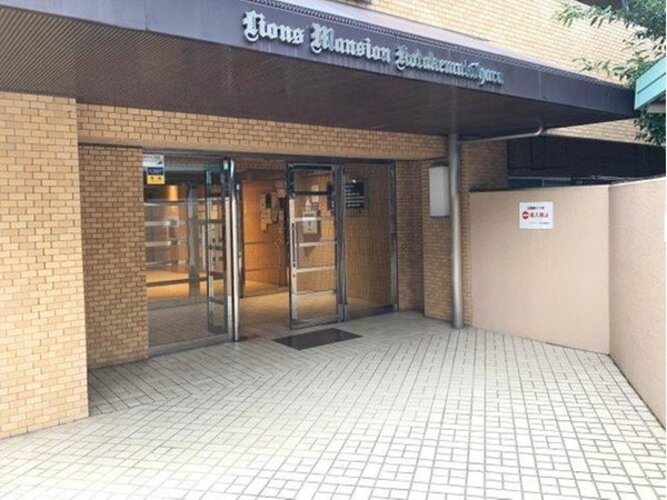 エントランス エントランス