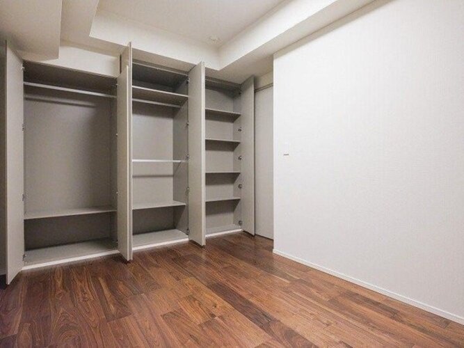 リビング以外の居室 リビング以外の居室