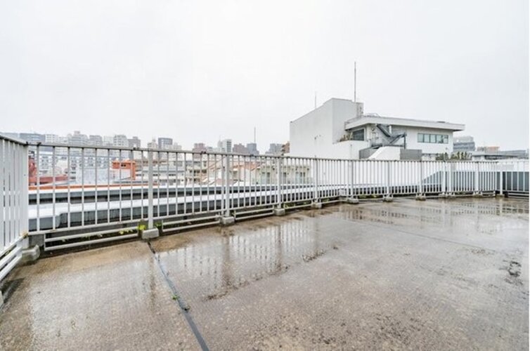 バルコニー バルコニー