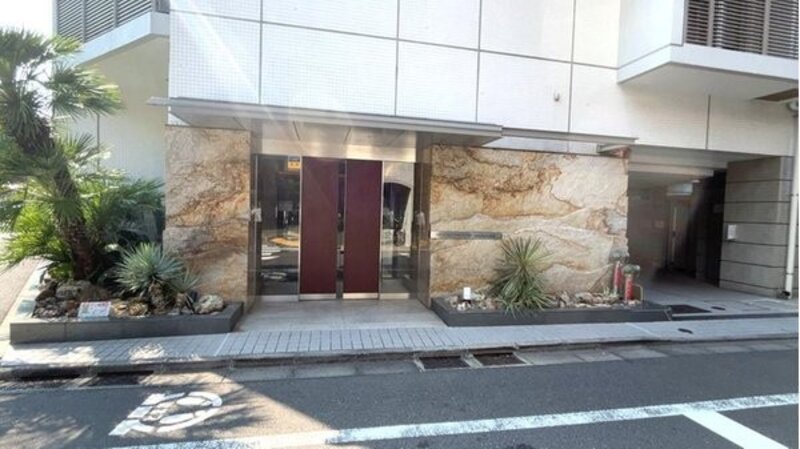 エントランス エントランス